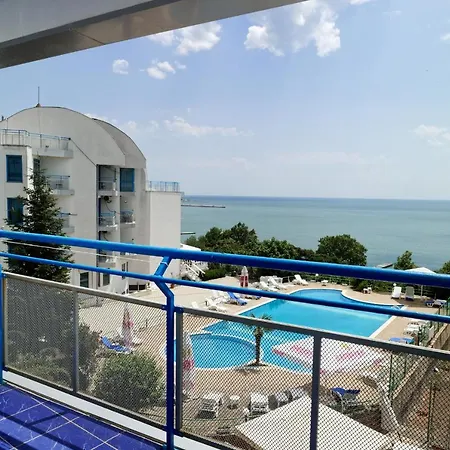 Otel Iceberg 2*