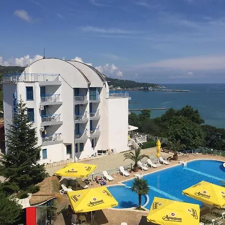Iceberg 2* Balchik