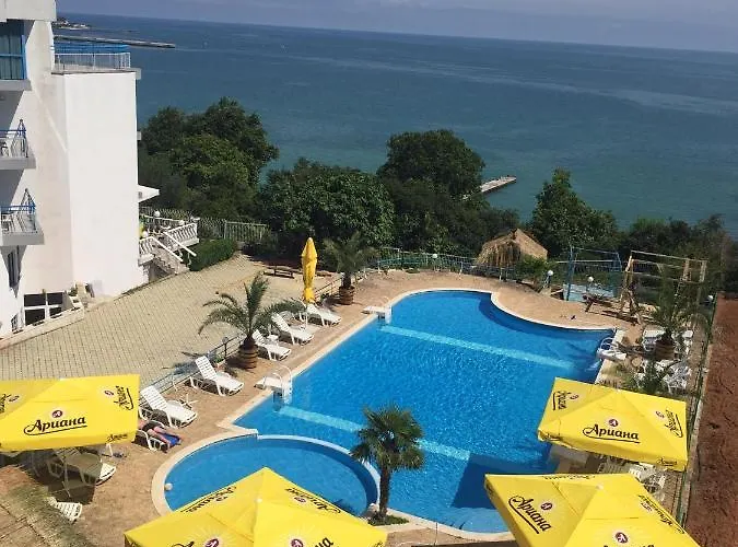 айсберг Балчик