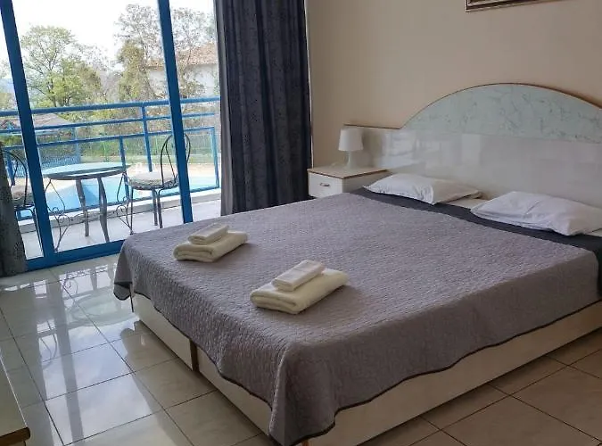 айсберг Балчик