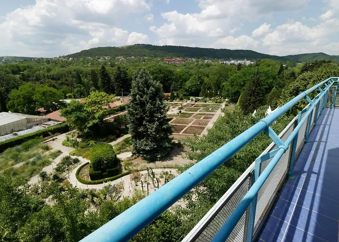 айсберг Хотел Балчик